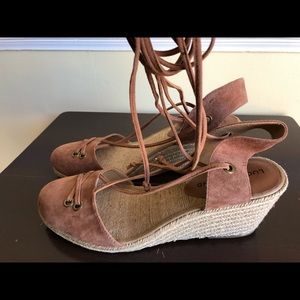 Lucky brand shoes